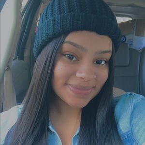 Meet your Posher, Michaela